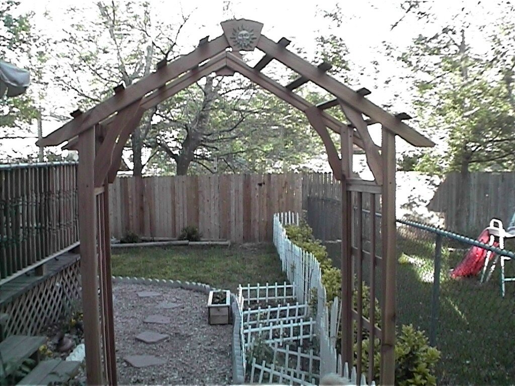 arbor in backyard